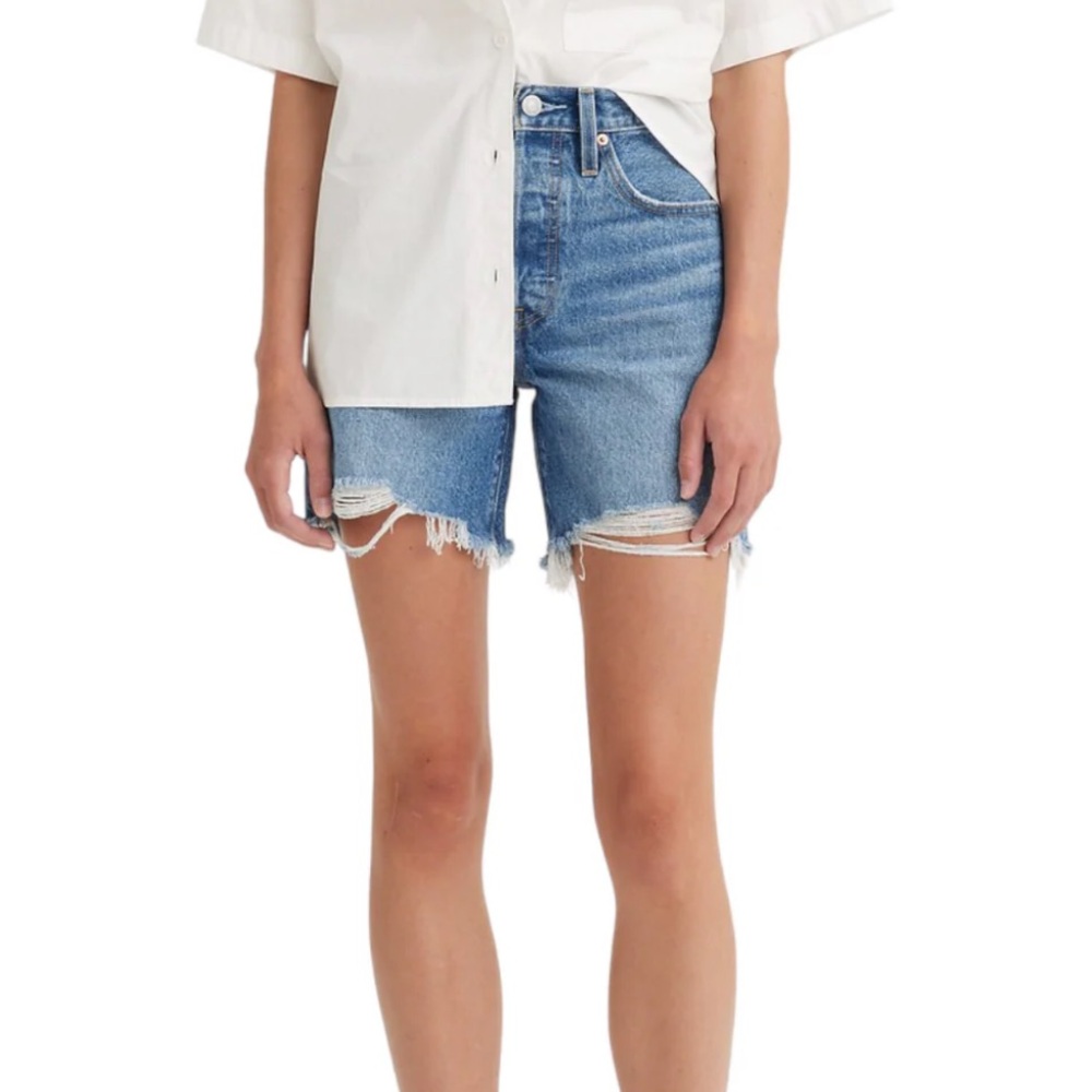 Levi’s 501 Mid Thigh High Rise Short- Size 31